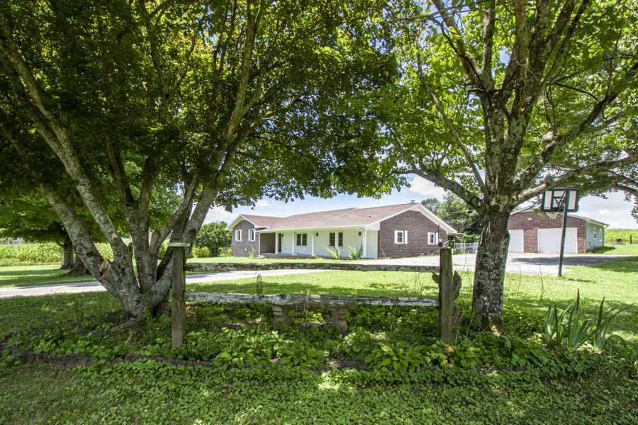 781 Blue Creek Rd, Tullahoma, TN 37388 - #3