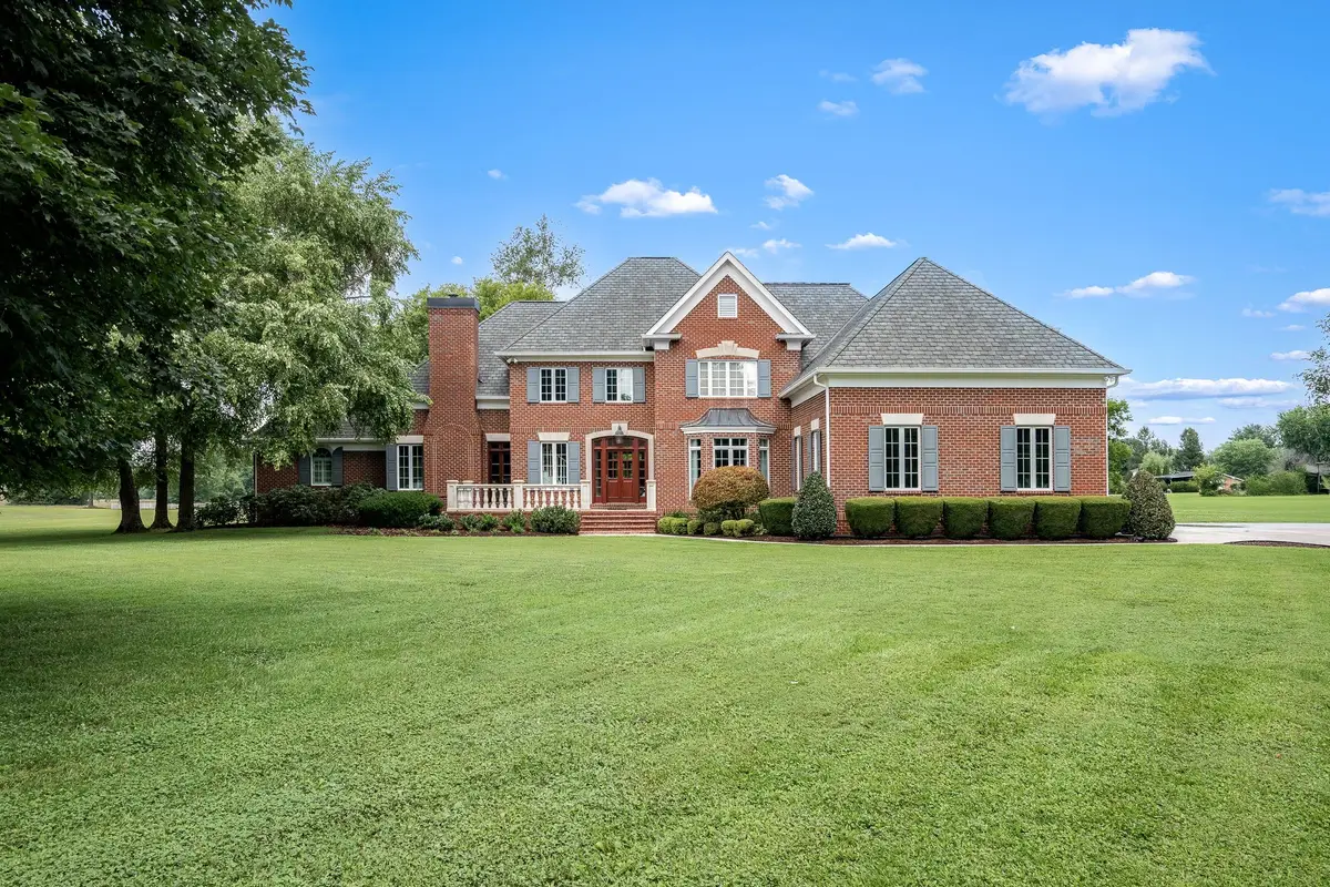100 Kings Ln, Tullahoma, TN 37388 - #1