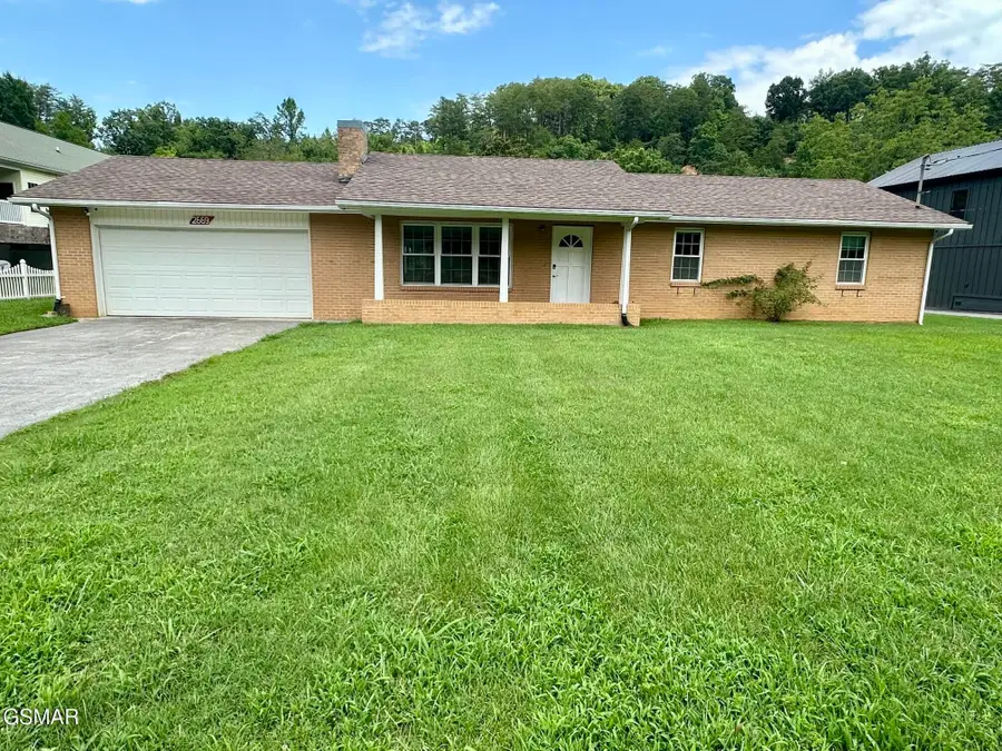 2669 High Valley Drive, Pigeon Forge, TN 37863 - #3