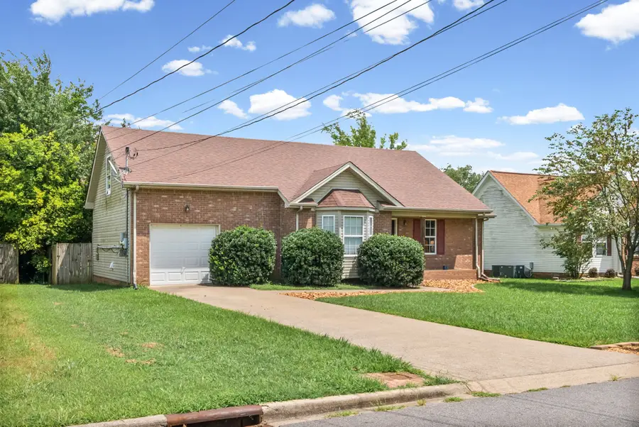 3449 Loon Dr, Clarksville, TN 37042 - #2