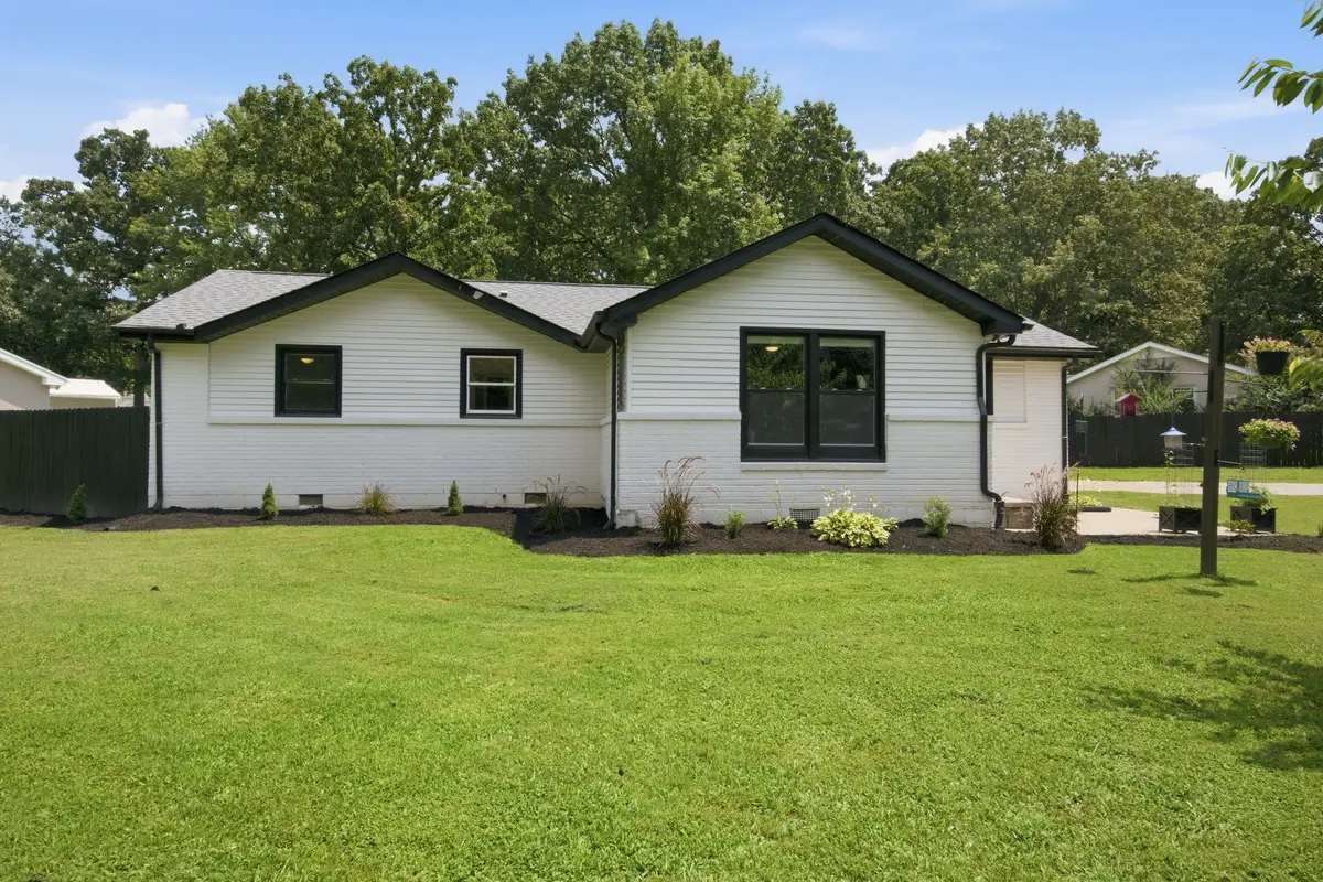 101 Hickory Dr, Dickson, TN 37055 - #1