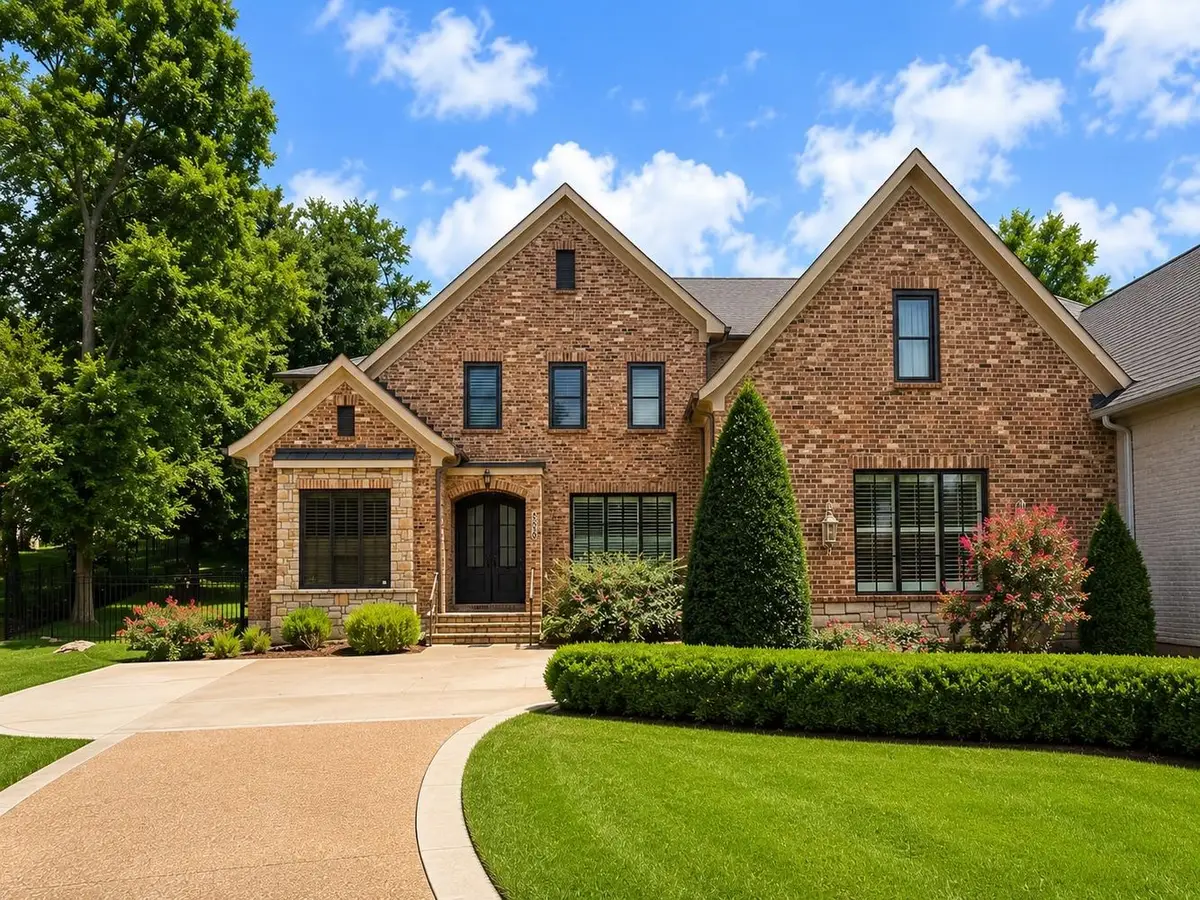 3700 Benham Ave, Nashville, TN 37215 - #1