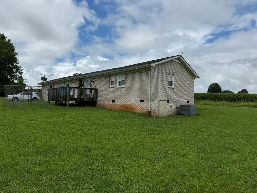 1361 Joyce Ln, Winchester, TN 37398 - #3
