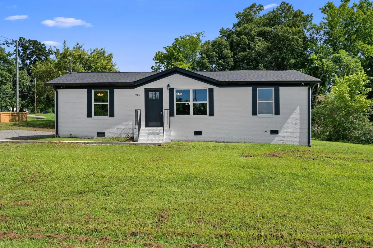 748 Crick St, Lewisburg, TN 37091 - #1