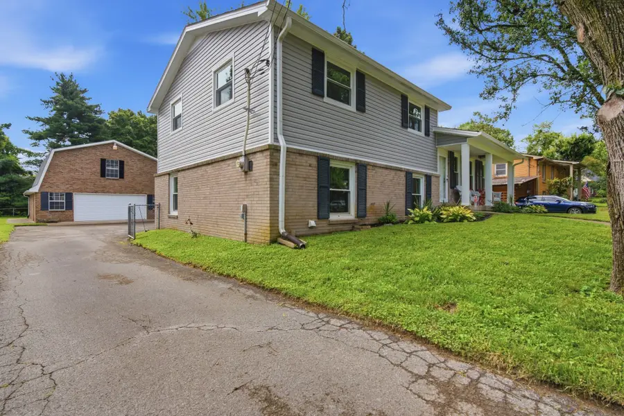 445 Harwell Dr, Hermitage, TN 37076 - #3
