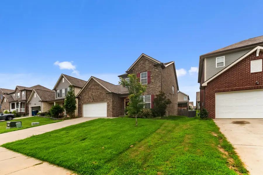 606 Green Meadow Ln, Smyrna, TN 37167 - #3