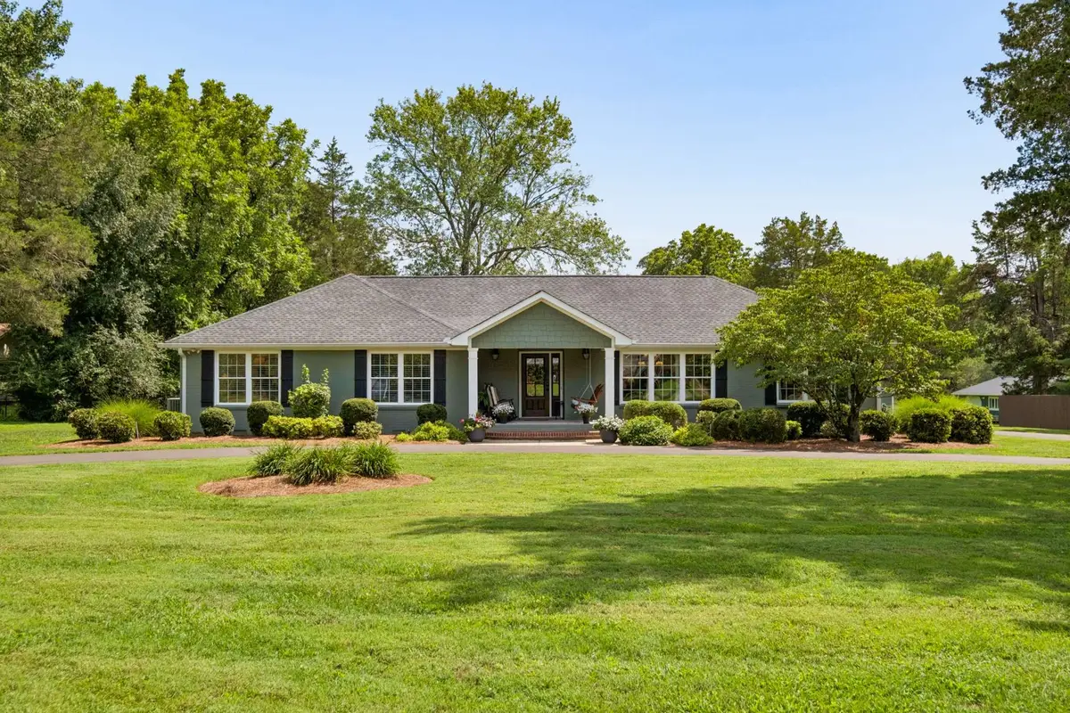 2115 Harding Pl, Murfreesboro, TN 37129 - #1