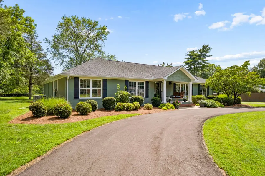 2115 Harding Pl, Murfreesboro, TN 37129 - #2