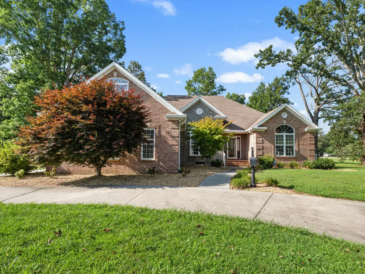 142 Heritage Cir, Manchester, TN 37355 - #1