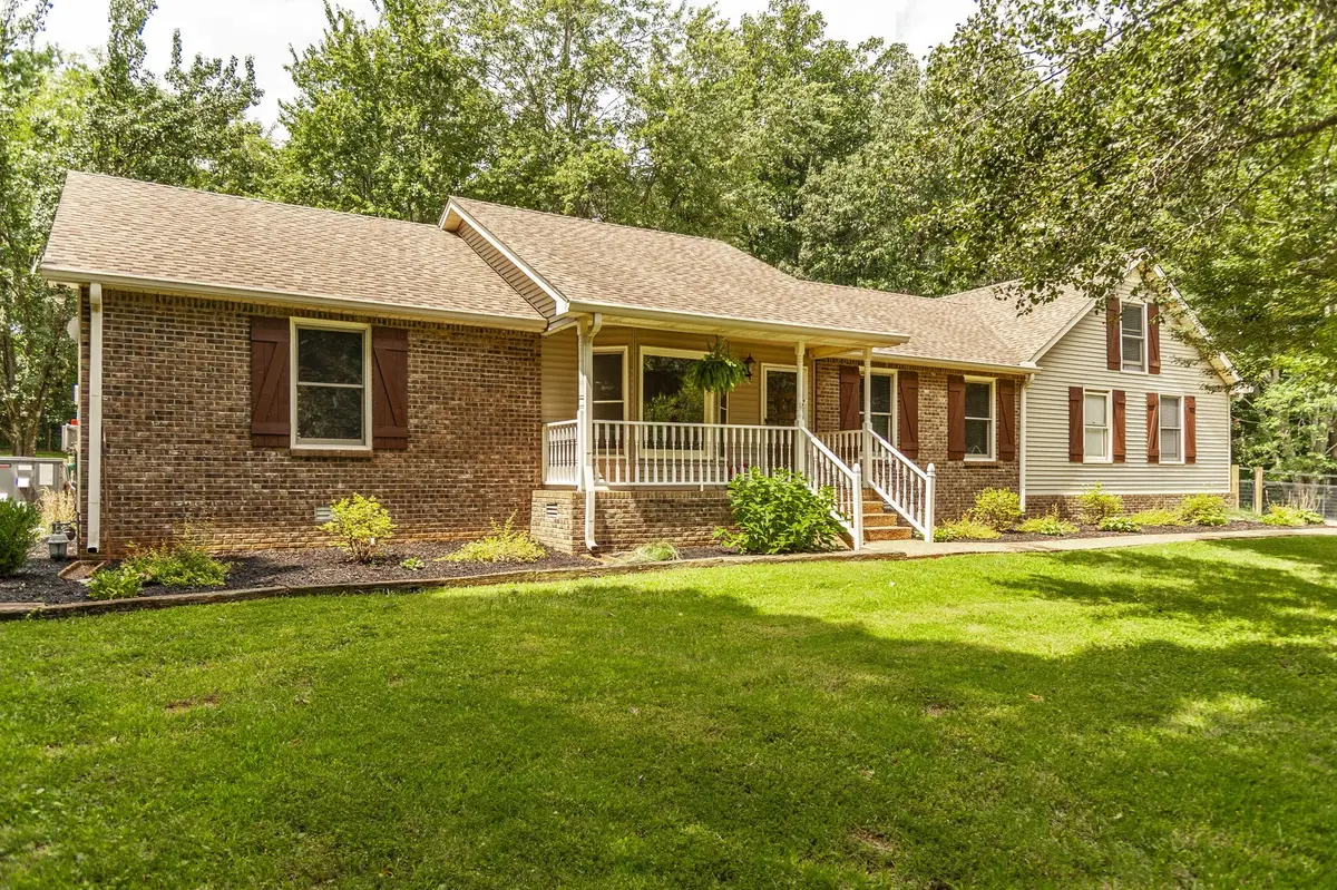 205 Overlook Ct, White House, TN 37188 - #1