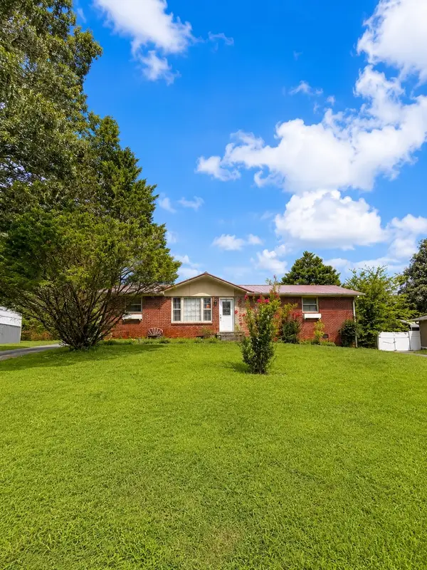 204 Lakeshore Dr, McMinnville, TN 37110