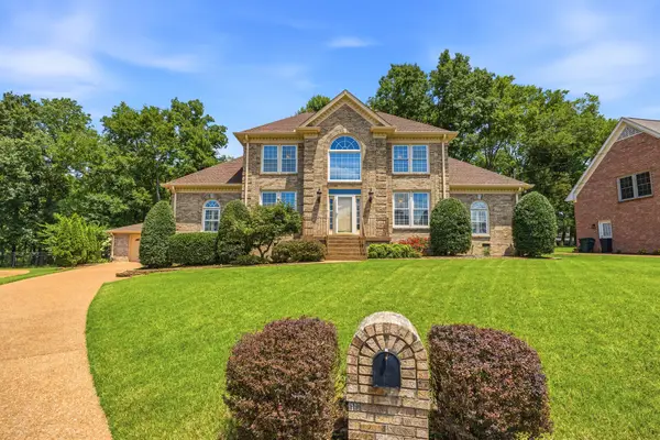 108 Inverness Ct, Hendersonville, TN 37075