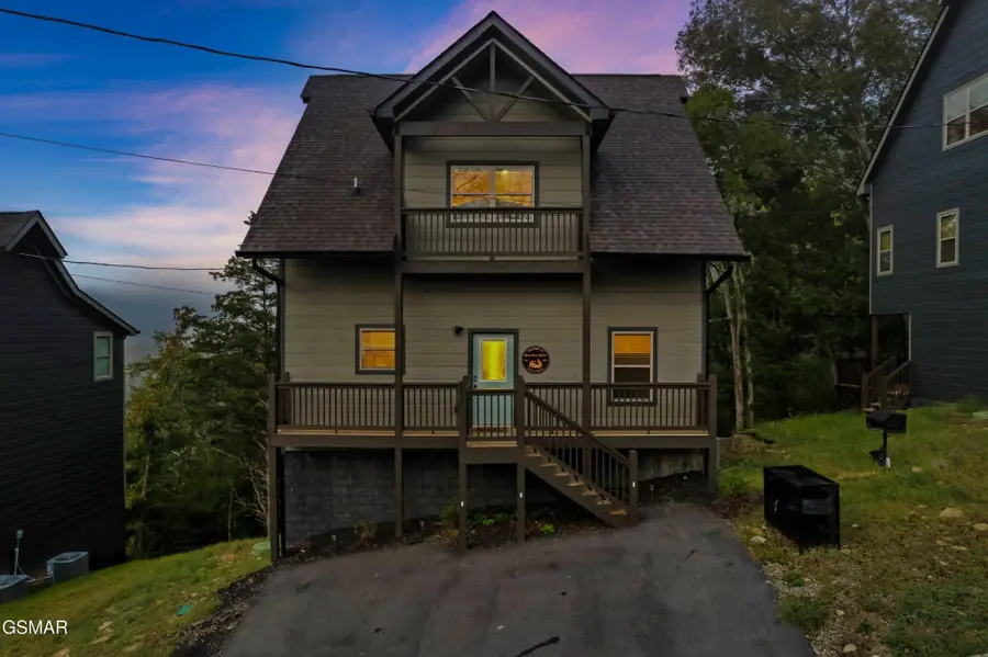 2125 Eagle Feather Drive, Sevierville, TN 37876 - #2