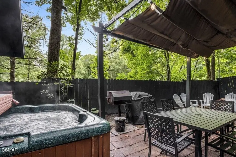 907 Ski Mountain Rd. Road, Gatlinburg, TN 37738 - #3