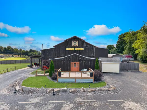 1686 Highway 139, Dandridge, TN 37725