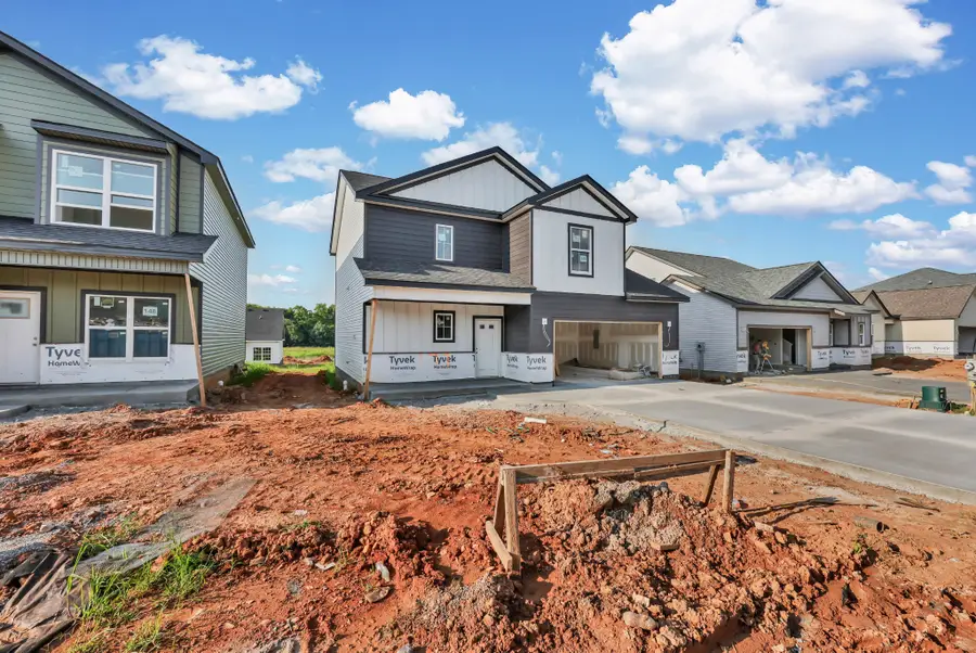 2716 Brewster Dr, Clarksville, TN 37042 - #2