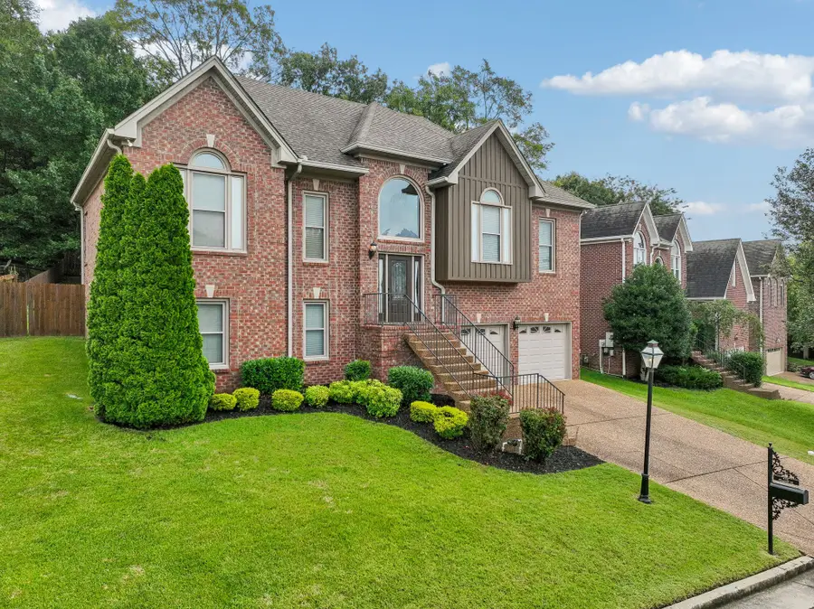 612 Bayhill Ct N, Hermitage, TN 37076 - #2