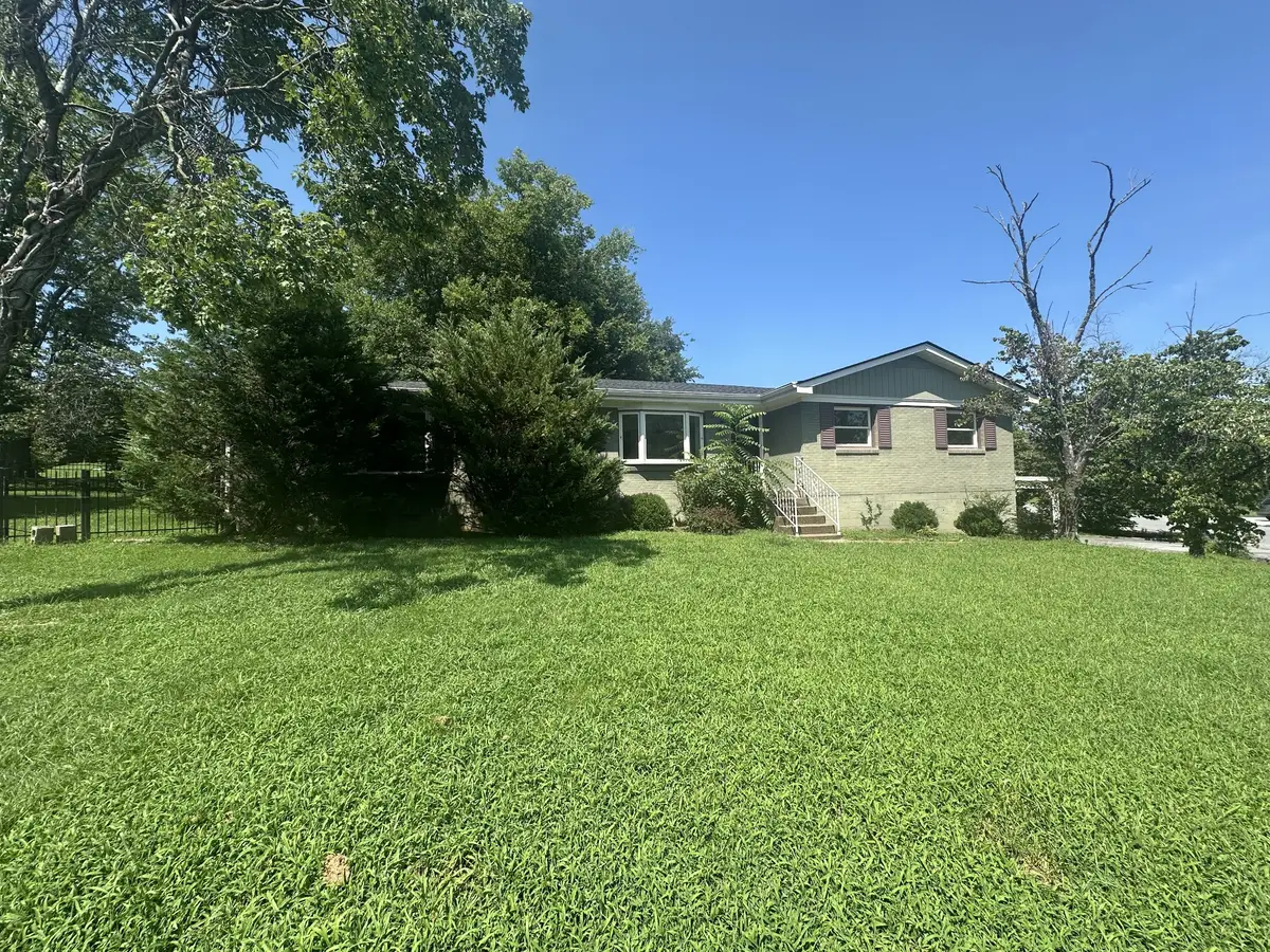 473 Sunliner Dr, Nashville, TN 37209 - #1