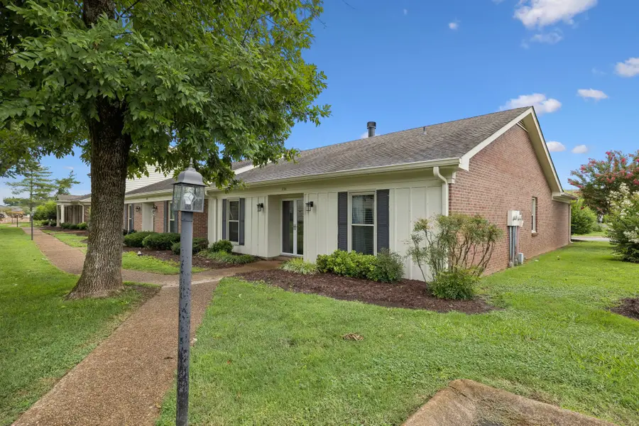 1106 E Northfield Blvd, Murfreesboro, TN 37130 - #3