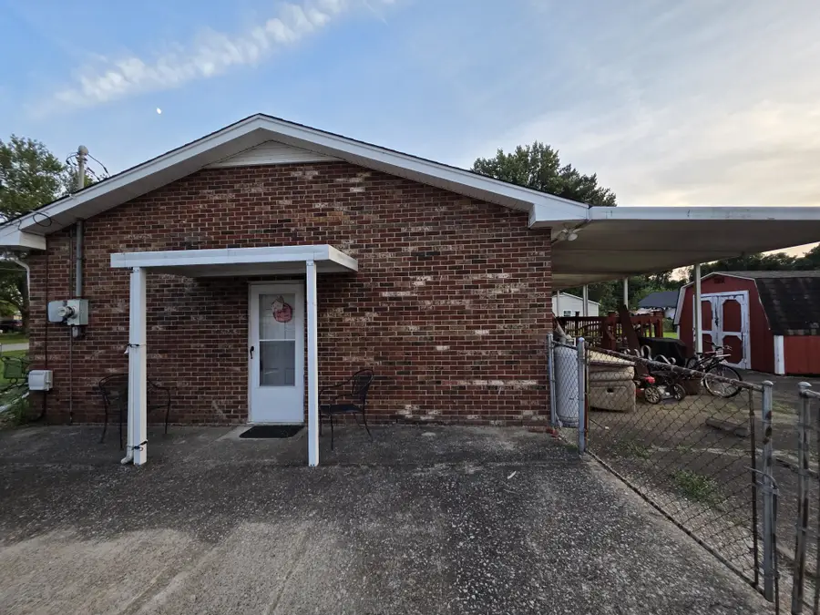 2240 Robin Dr, Clarksville, TN 37042 - #3