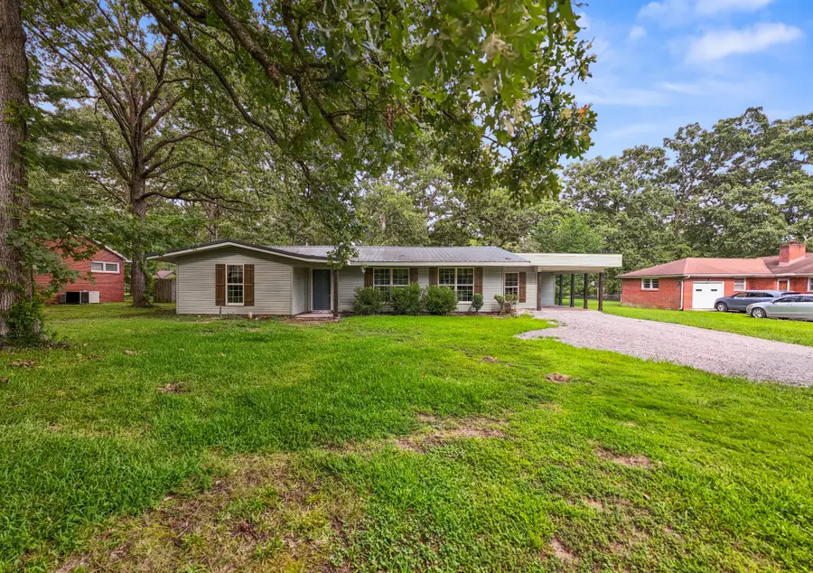 204 Foxboro Ln, Tullahoma, TN 37388 - #3