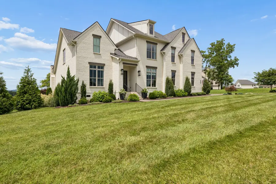 4770 Woodrow Pl, Arrington, TN 37014 - #2