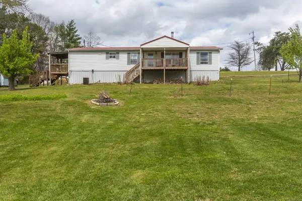 119 Fred Rd, Bon Aqua, TN 37025
