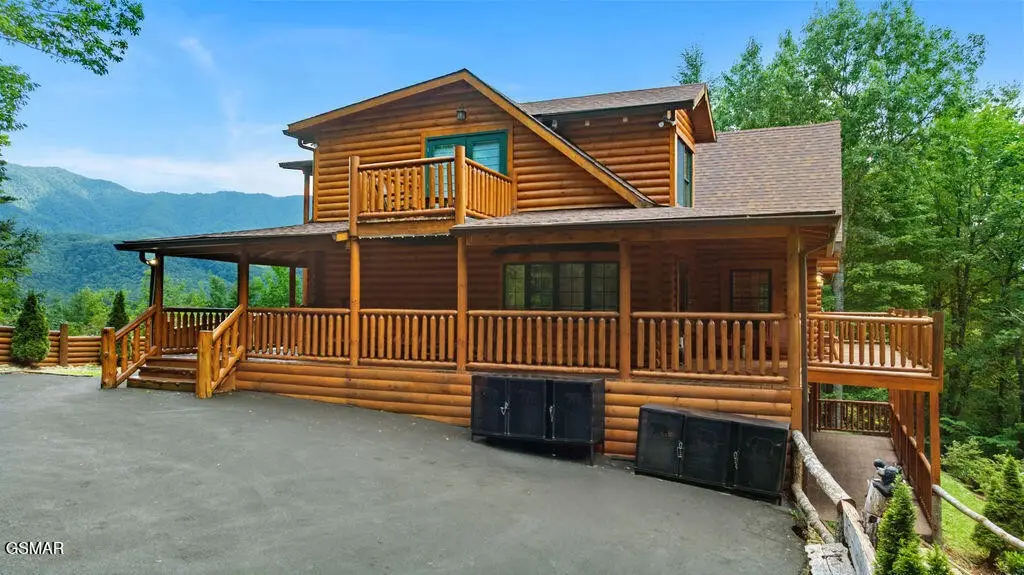 556 Thissa Way, Gatlinburg, TN 37738 - #1