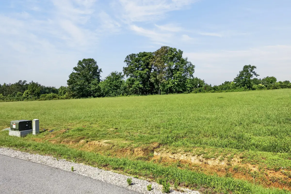 1455 Anna Maria Ln, Cookeville, TN 38501 - #1