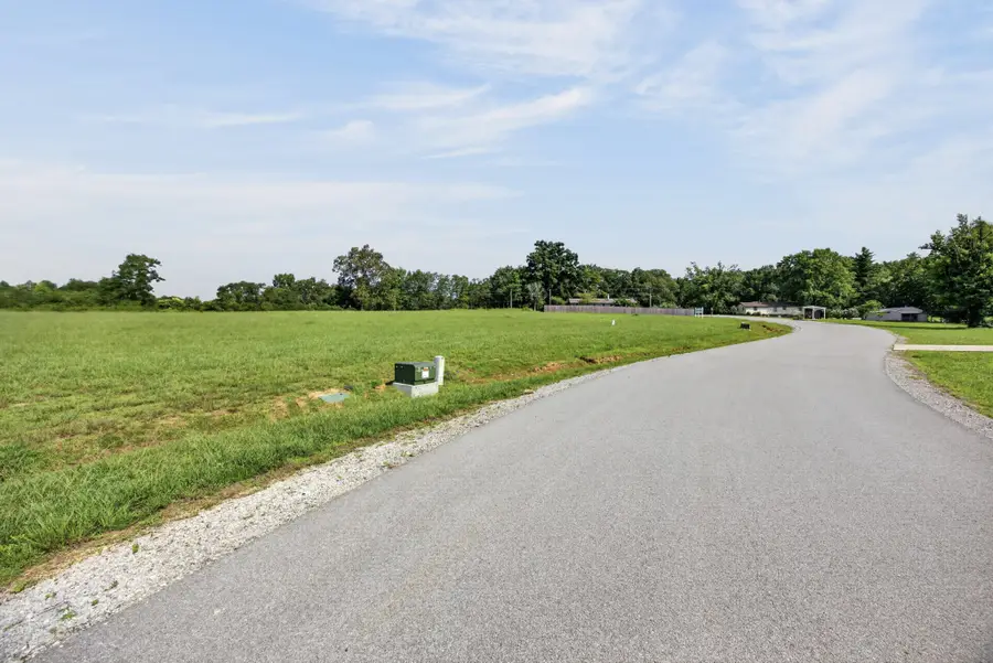 1455 Anna Maria Ln, Cookeville, TN 38501 - #3