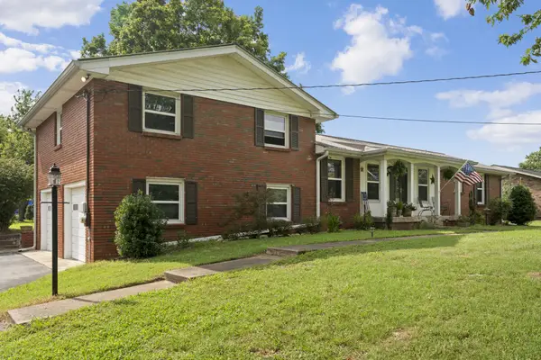 131 Rebecca Dr, Hendersonville, TN 37075