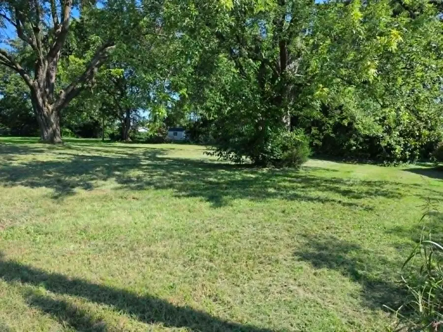 408 Cemetery St, Franklin, KY 42134 - #3