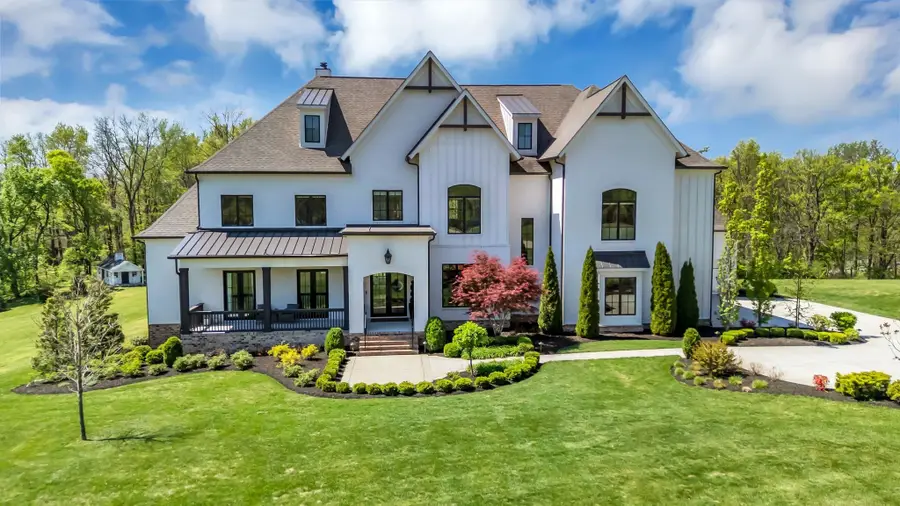 5026 Hilltop Ln, College Grove, TN 37046 - #2