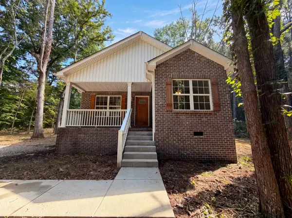 1023 Chris Dr, Portland, TN 37148