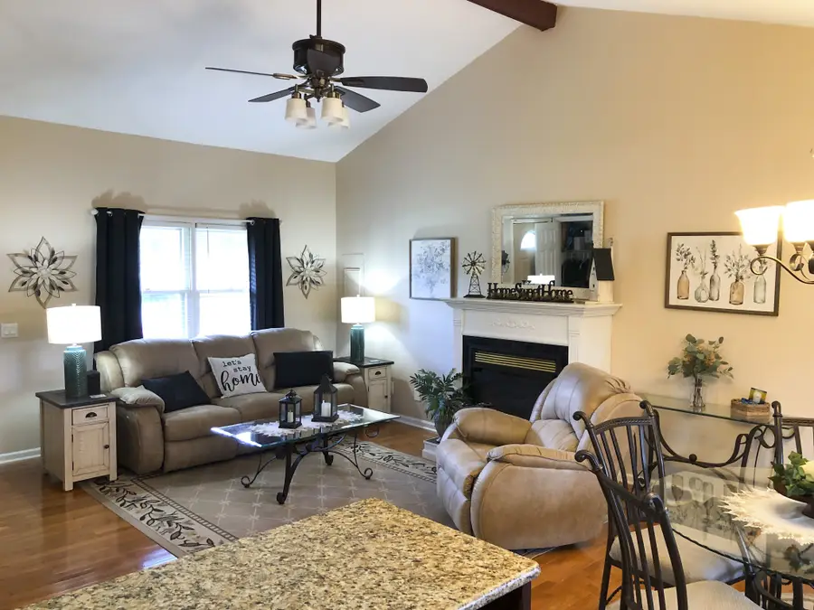 266 Woods Edge Rd, Winchester, TN 37398 - #2