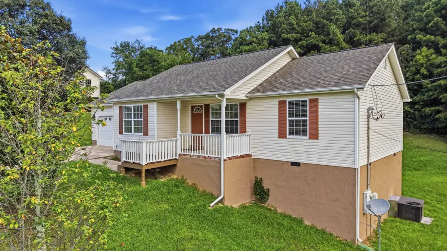 205 Pinewood Drive, Rock Spring, GA 30739 - #2