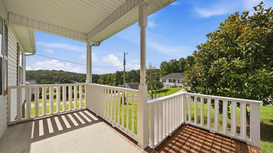 205 Pinewood Drive, Rock Spring, GA 30739 - #3