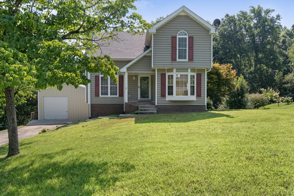 827 Burton Trl, Adams, TN 37010 - #1