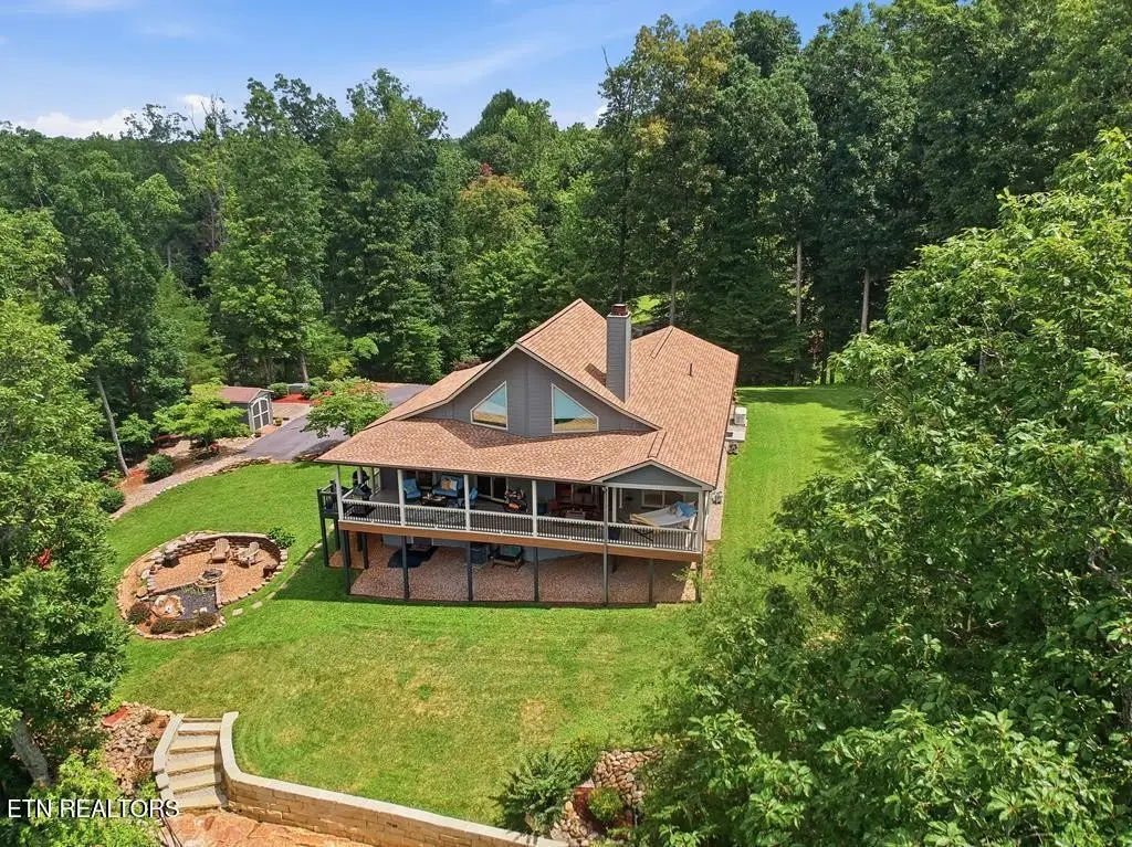 583 Cliff Park Rd, Monterey, TN 38574 - #1