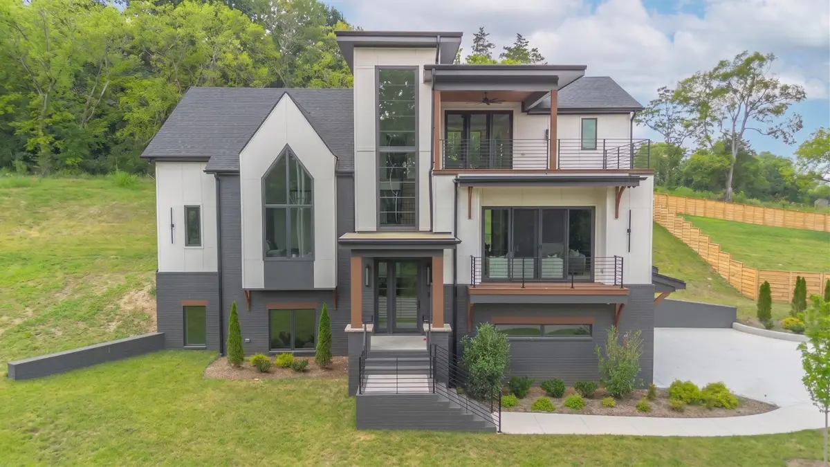 6704 Gower Rd, Nashville, TN 37209 - #1