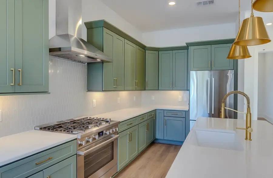 110 Myrtle St #Unit B, Nashville, TN 37206 - #3