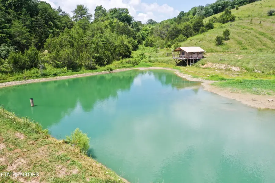 2624 Clinch Valley Rd, Thorn Hill, TN 37881 - #3