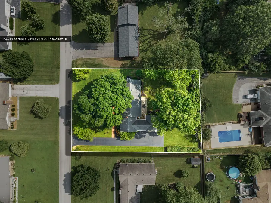 320 Skyline Park Dr, Hopkinsville, KY 42240 - #2