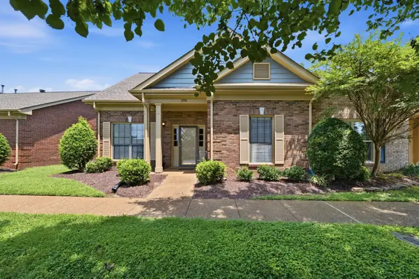 8916 Sawyer Brown Rd, Nashville, TN 37221