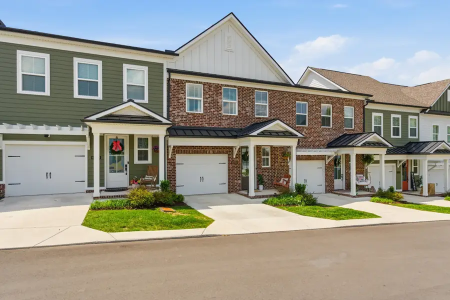 6006 Mill Tree Ct, Nashville, TN 37221 - #2