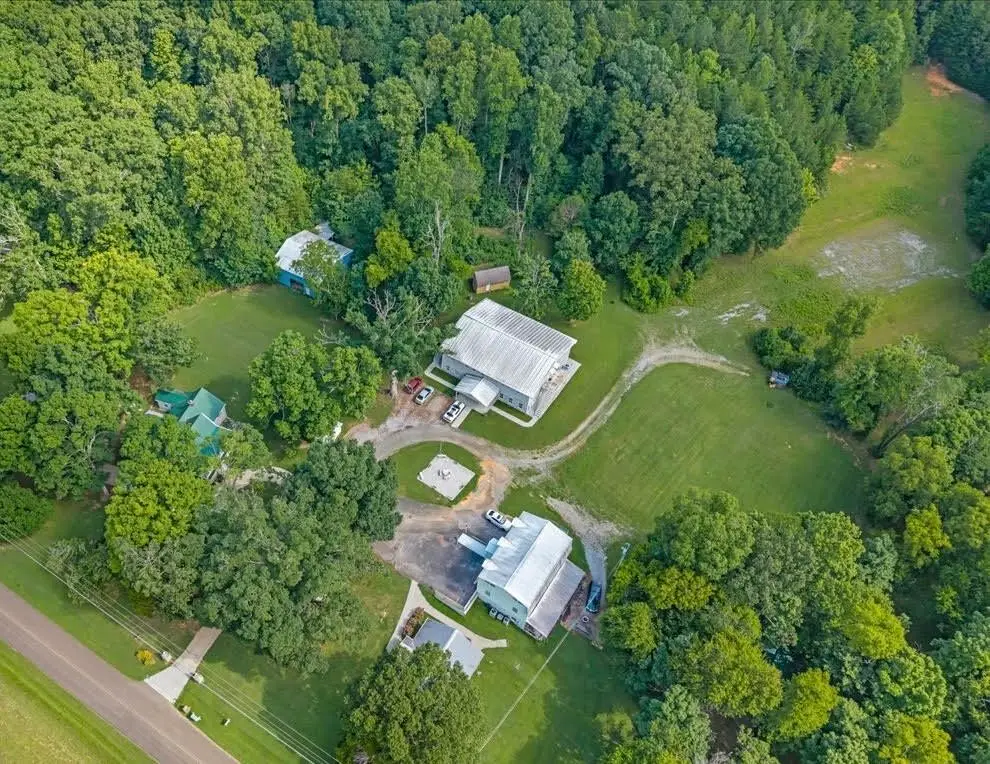 355359 County Road 475, Etowah, TN 37331 - #1