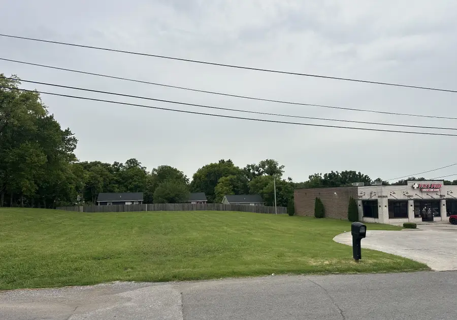 1609 Jones St, Springfield, TN 37172 - #3