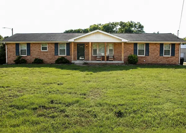 205 Ivy Dr, Hendersonville, TN 37075
