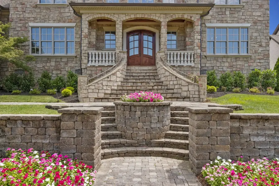 201 Higginson Pl S, Gallatin, TN 37066 - #2