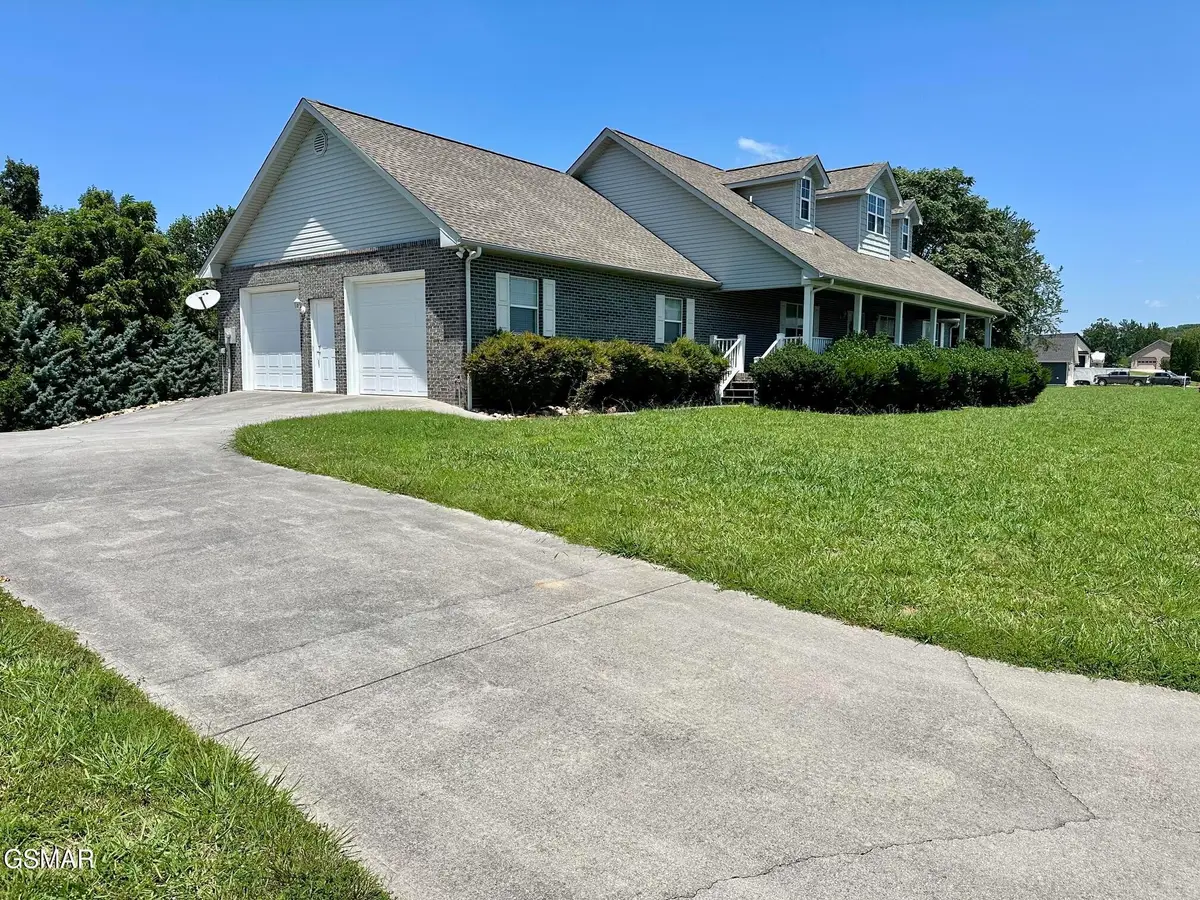 1220 Whaleys Overlook, Kodak, TN 37764 - #1